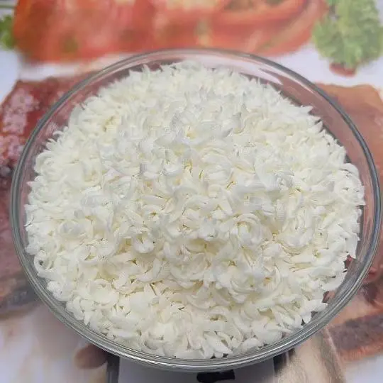 White Panko Crescent Shape Crunchy Puffed BreadCrumbs (1).jpg
